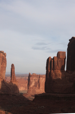  Hidden Nature- Arches National Park's Park Avenue